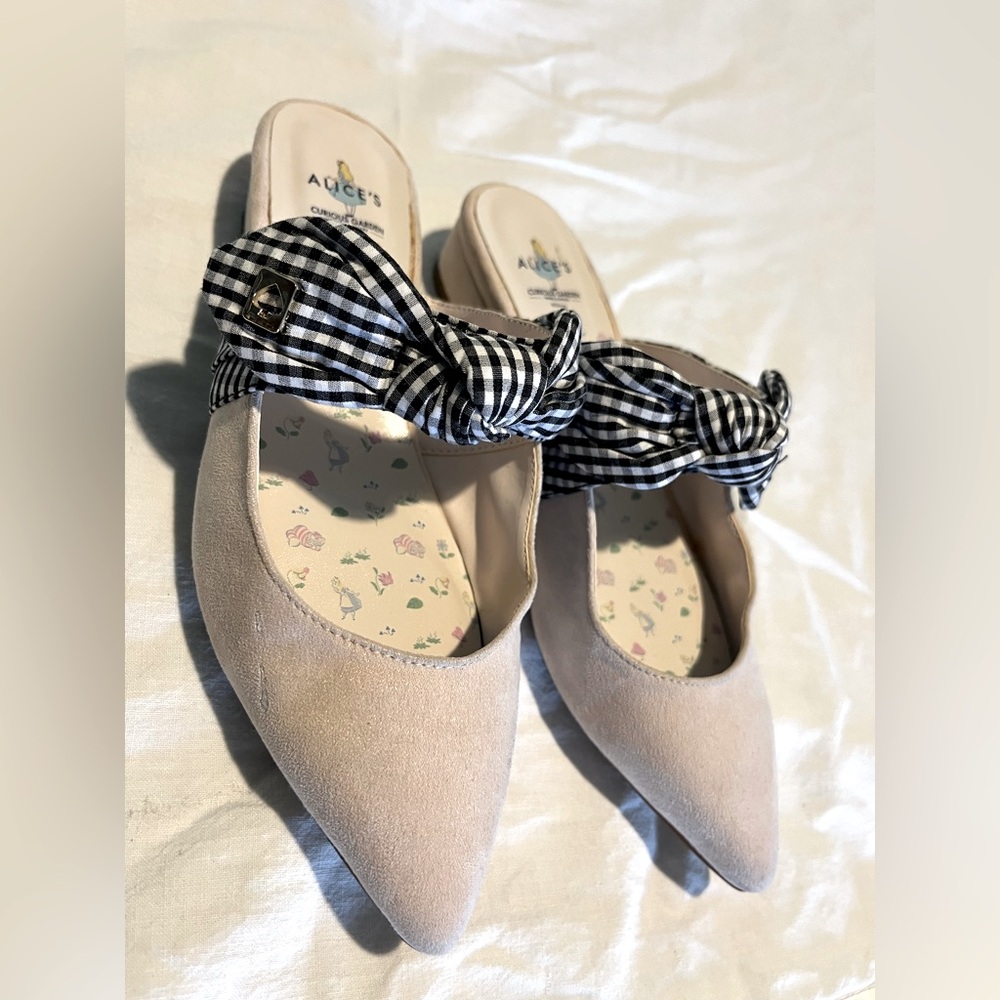 Stylish and unique blush pink Mules with Gingham Bow